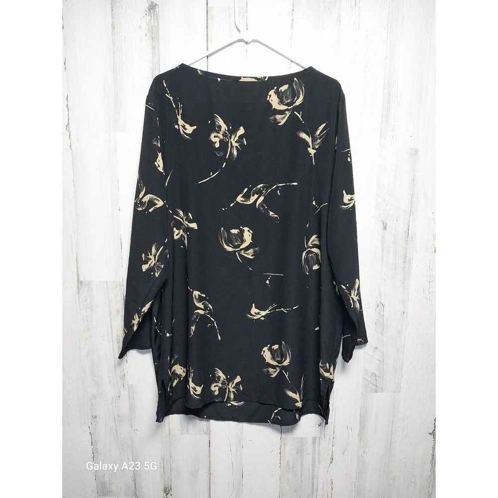HALSTON Lifestyle Round Neck Top Black Beige Floral Sz 1X Cap Sleeve - Picture 6 of 6